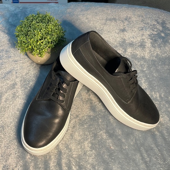 eileen fisher prop sneaker